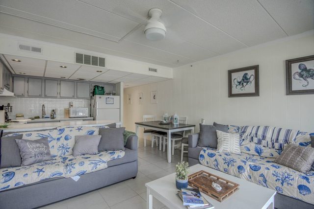 Ocean Terrace 105