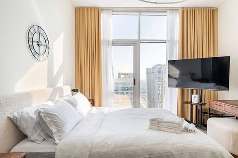 Ashri HH Boho Rustic Home Near Metro, Azizi Star — Dubai, Dubai