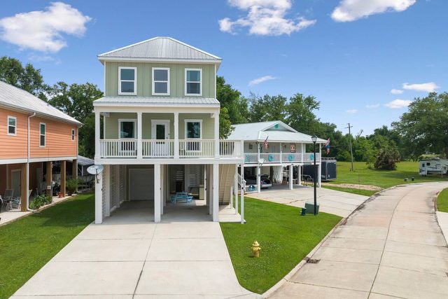 5-Star difference, Ocean view! Walk to the beach!