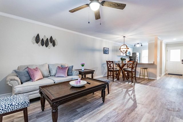 Double en suite townhome close to Wakemed — Raleigh, NC