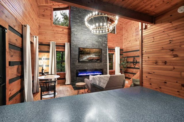 Sweetheart Escape — Sevierville, TN