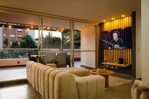 Sub-PH with patio & rooftop pool — Envigado, Antioquia