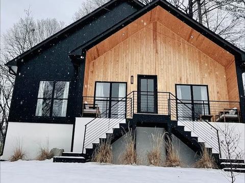 The Avondale Chalet