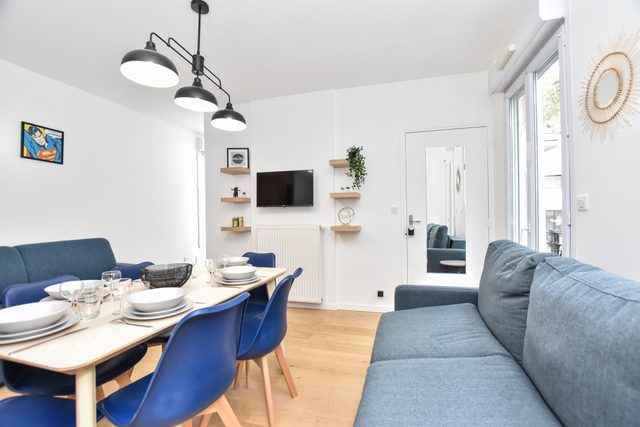 Charming bright apartment - Place Saint Fargeau