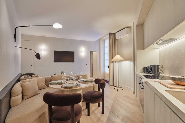 Sublime new apartment Louvre Palais-Royal