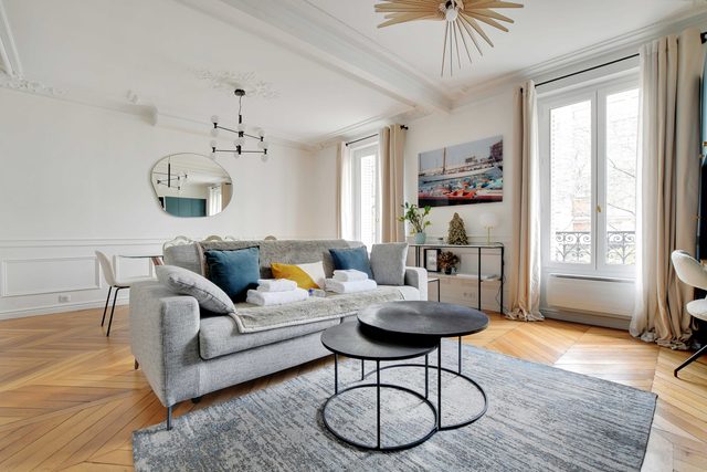 Modern apartment -1BR- 4P- Ternes