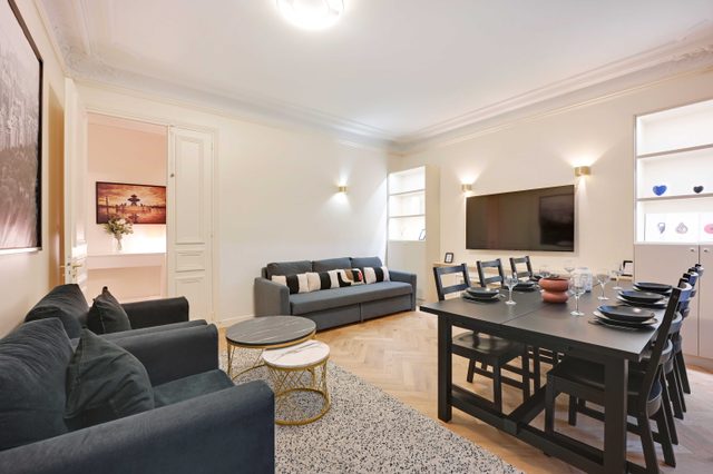 Spacious apartment - 3BR-8P - Ternes