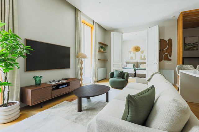 Apt 2BDR/4P - Arc de Triomphe/Champs-Élysées