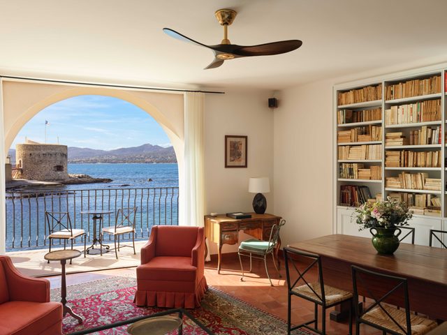 A/C Apt 2BR/4P–2min to Plage de la Glaye/St-Tropez