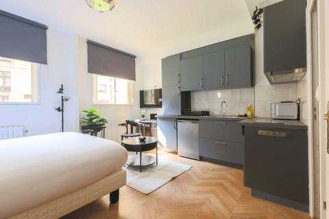 Studio chic 2P - Avenue Montaigne / Champs-Élysées