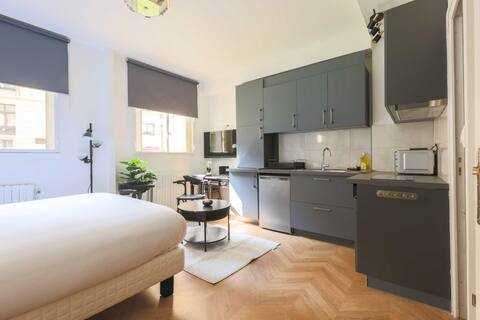 Studio chic 2P - Avenue Montaigne / Champs-Élysées
