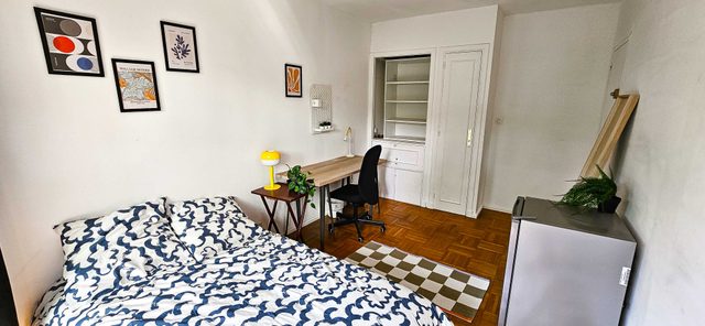 Private room in a shared apartment – Bron