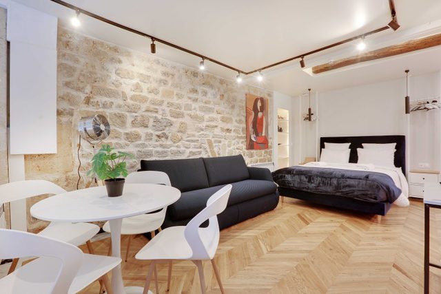 Elegant 4P studio in the heart of Montmartre - PARIS