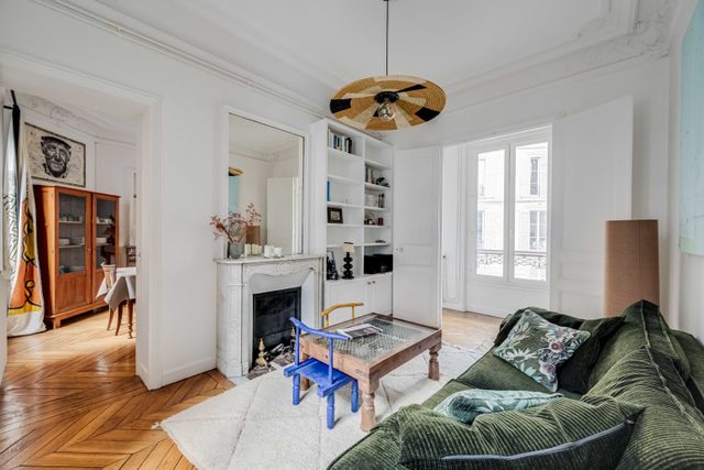 Haussmannian apt 2BDR/4P - Moulin Rouge/Montmartre