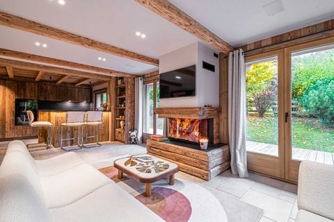 Superb Chalet Isatis, renovated in Megève.