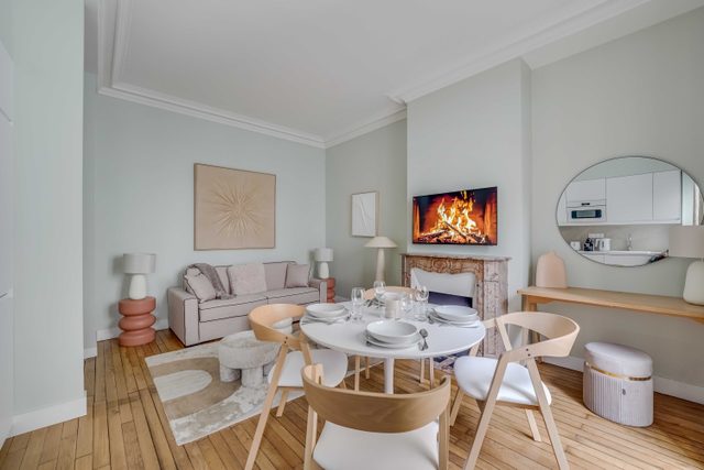 Design Apartment 1BR/4P - Monceau