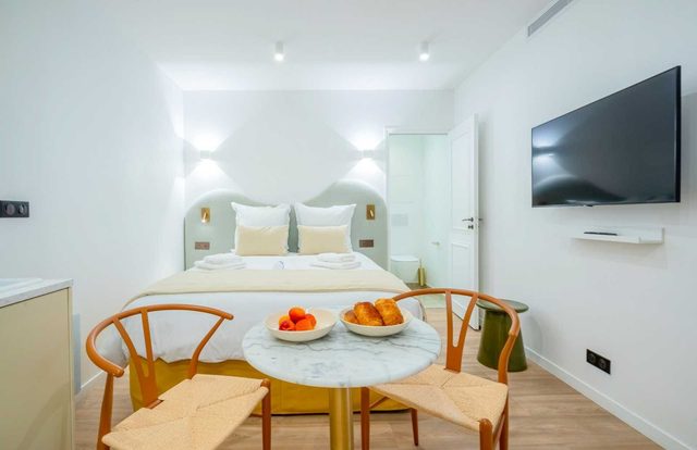 Charming Studio A/C 2P Hyper centre St Tropez