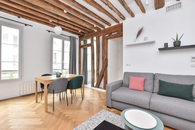 Authentic apartment 1BR/4P République - Le Marais