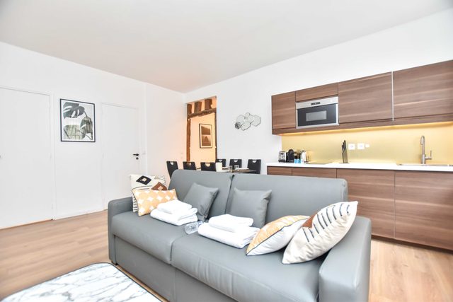 Charming Apartment 2BR – 6P – Musée Grévin