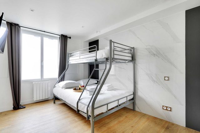 Comfortable studio - 3P - République