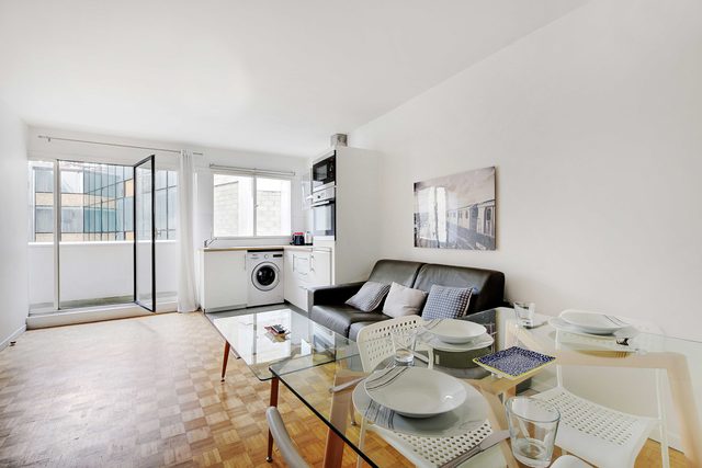 Bright 1 BDR /4 P with terrace/ Bastille