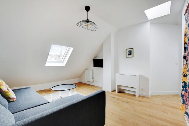 Nice 2 rooms refurbished - MOULIN ROUGE/PIGALE - BAIL MOBILITE