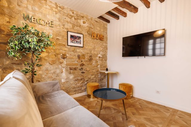 Rustic Apartment - 2Bdr/4P - Pigalle/Sacré-Cœur