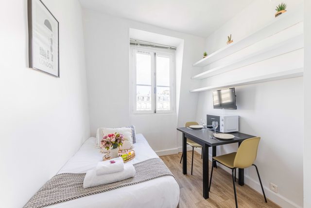Bright studio - 1P- near Av. Montaigne