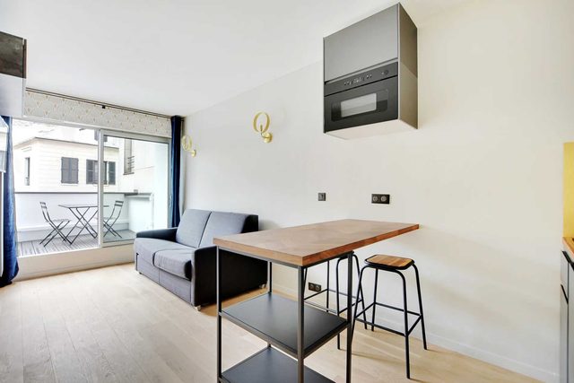 Renovated Studio with Terrace, Rue de la Pompe /16e - Mobility Lease