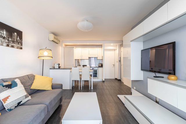 Beautiful apartment with balcony - Center Cannes 1BR/4p
