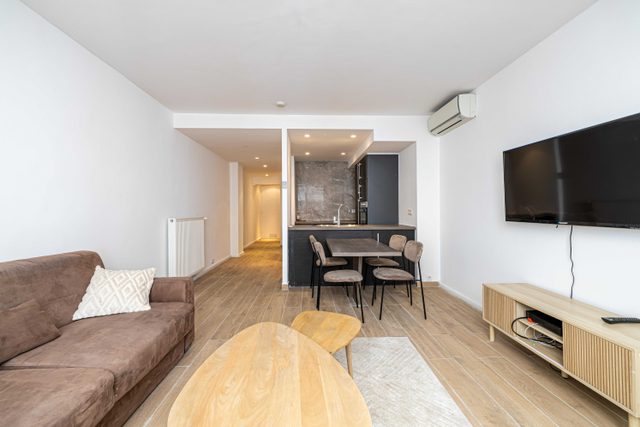 Beautiful renovated apartment - 1BR/4p - 300m from the beach
