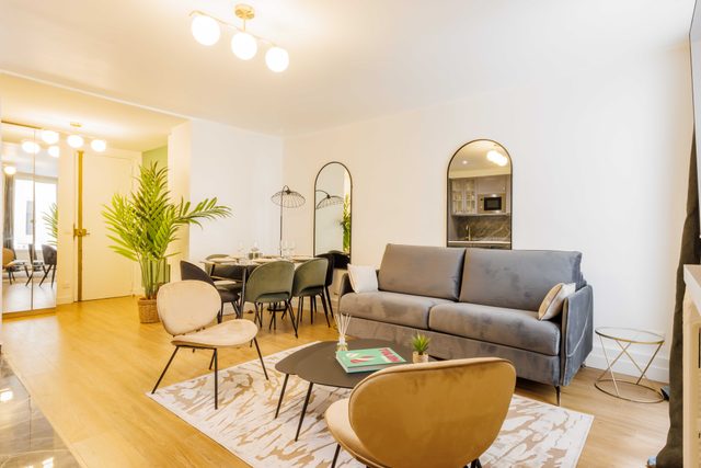 Superb Apartment with Patio 6P/2BDR - Opera/Grands Boulevards