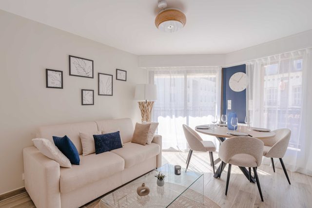 Modern apartment with parking Place Morny