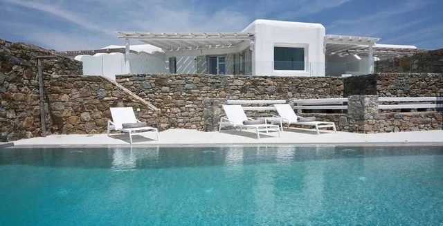 Villa Aithra - Family-Friendly Luxury in Mykonos