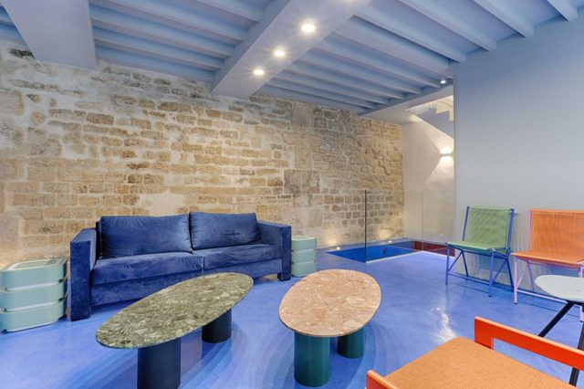 Luxurious private 4-bedroom house accommodating up to 10 guests!