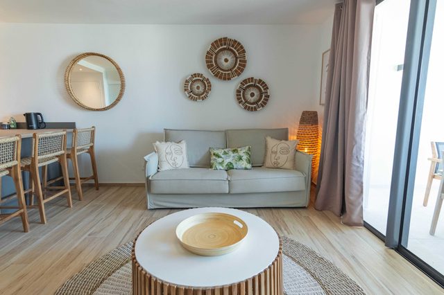 Orient Bay Duplex T2: Splendour of sky and sea
