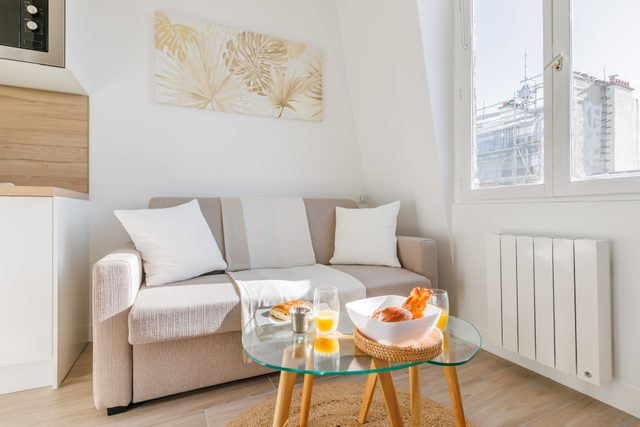 Bright & Quiet Studio -2P- Bastille / Voltaire