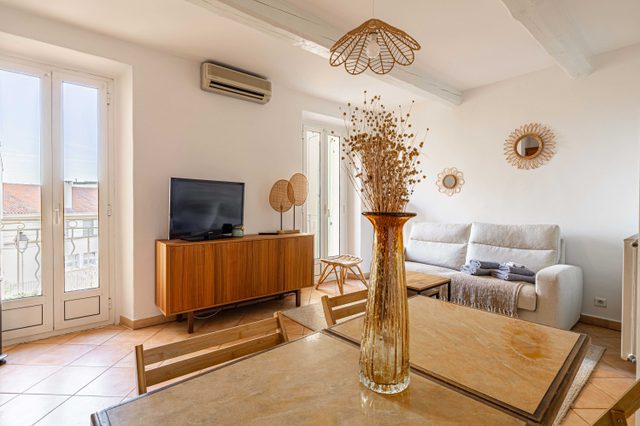 Charming apartment in the heart of Le Suquet.