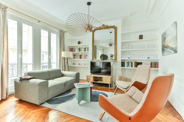 Bright, modern apartment- 14 arrd- Mobility lease
