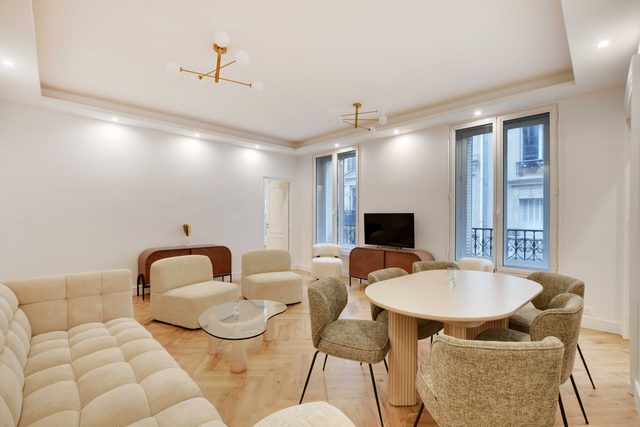 Harmonious 2BDR / 4P apartment - Champs Elysées