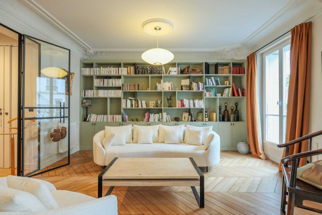 Magnificent duplex in the heart of the Marais !