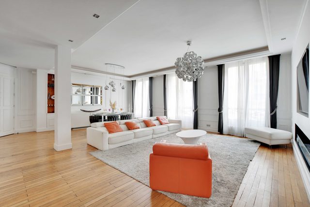 Sophisticated Appt - 4BDR/8P - 17eme