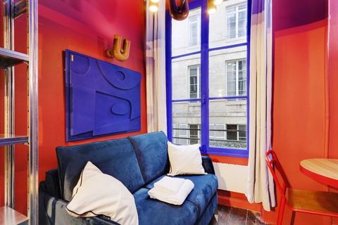 Colourful studio for 2 - Heart of Le Marais