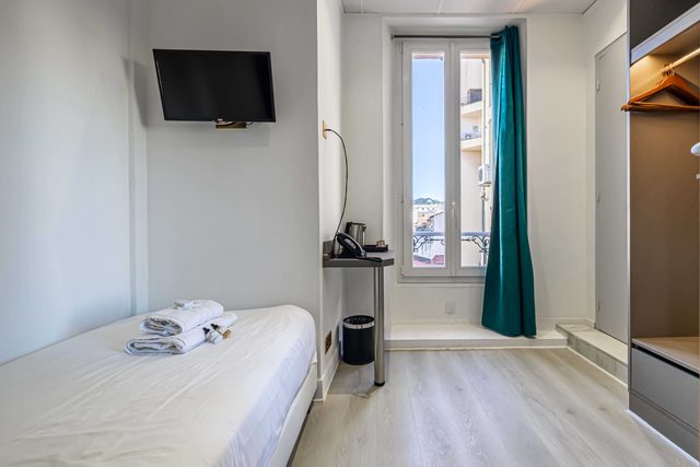 Residence Avaton - Single bedroom - Cannes Palais