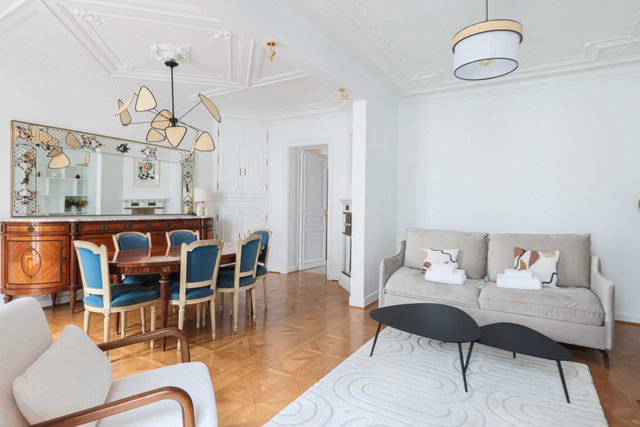 Elegant apartment 1BR/4P- Place de la République