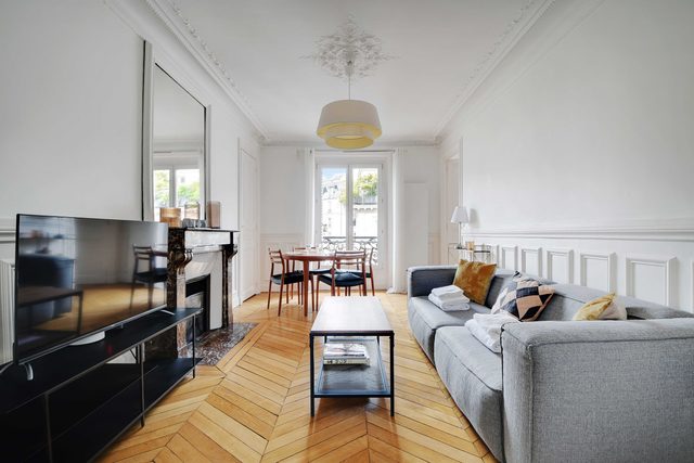 Intimate apt 2BD/4P - near Moulin Rouge