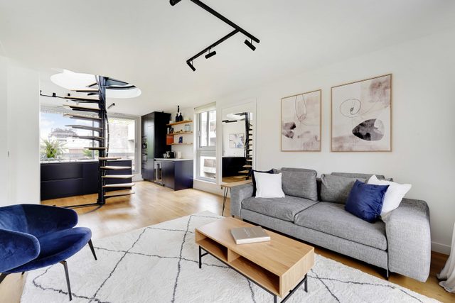 Exclusive Apt w/ Rooftop -2BD/4P Porte D'Auteuil