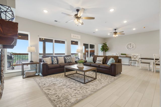 Hilltop Haven at Table Rock - Lake Views & Nearby Branson's Best Attractions