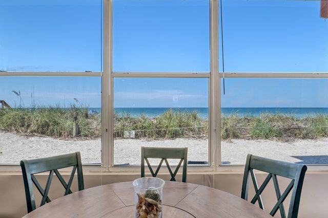 B106 — Siesta Key, FL