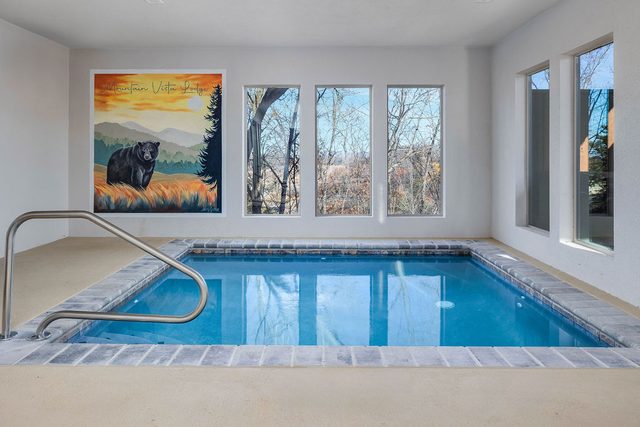 Mountain Vista Lodge